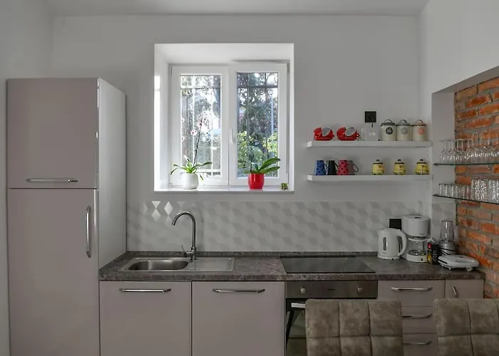 Lovely In The Park Near The 公寓